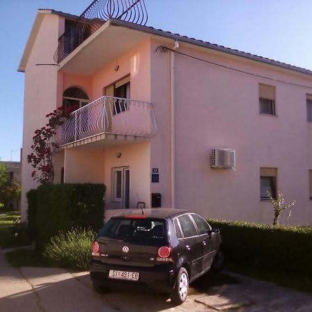 Apartmani Ledenko Kaštela Esterno foto