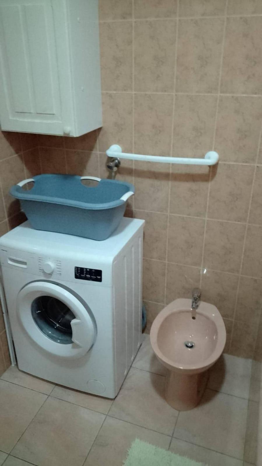 Apartmani Ledenko Kaštela Esterno foto